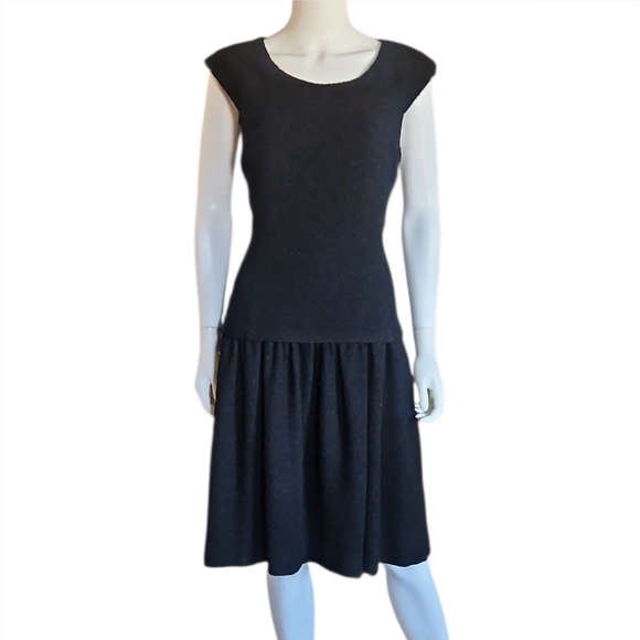 Oscar de la Renta Dresses & Skirts - OSCAR DE LA RENTA | Black Wool Silk Cocktail Dress Italy Fall 13 ~ Size 8